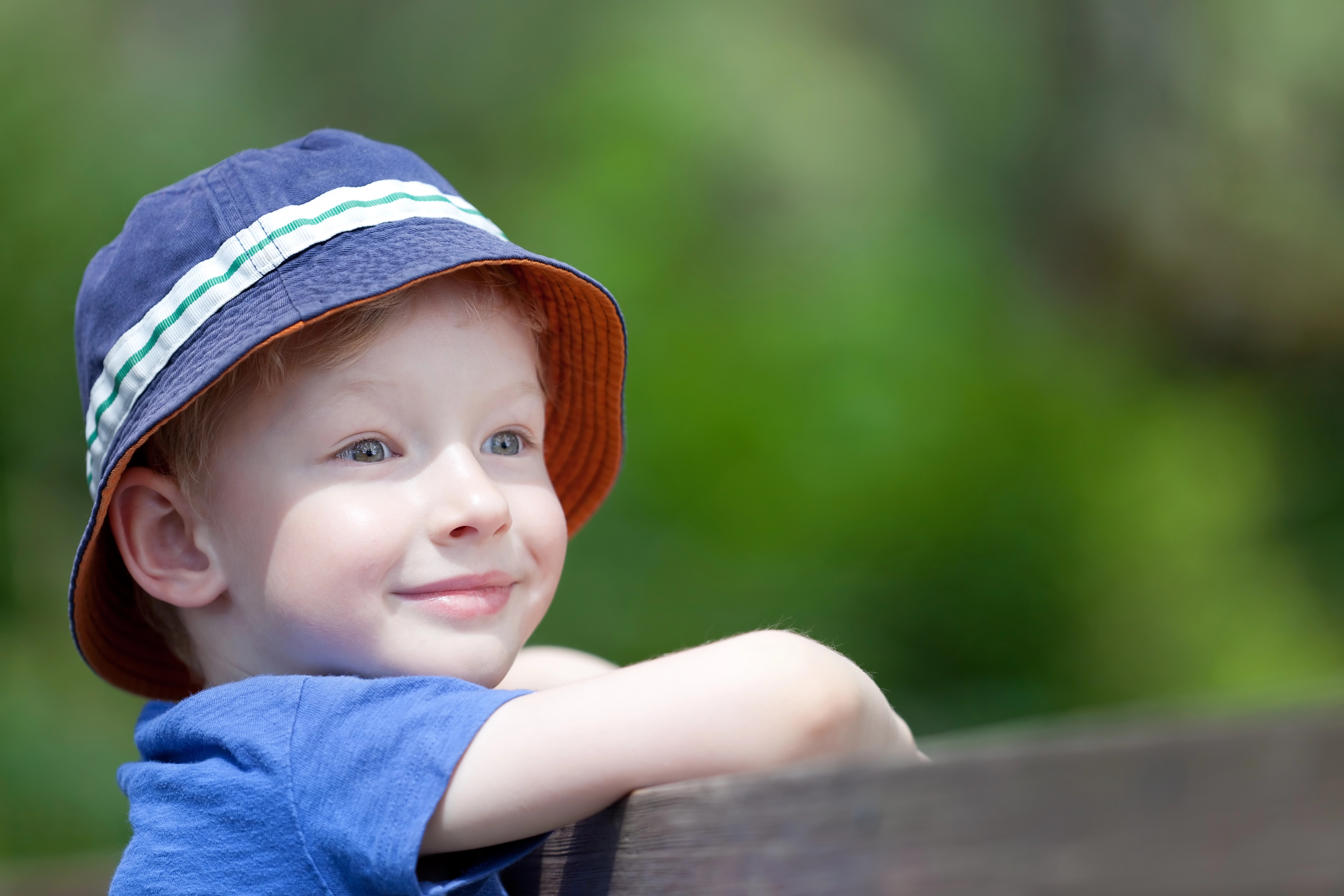 1歳・2歳にぴったり！年齢別おすすめキッズ帽子と失敗しない選び方【2025年版】