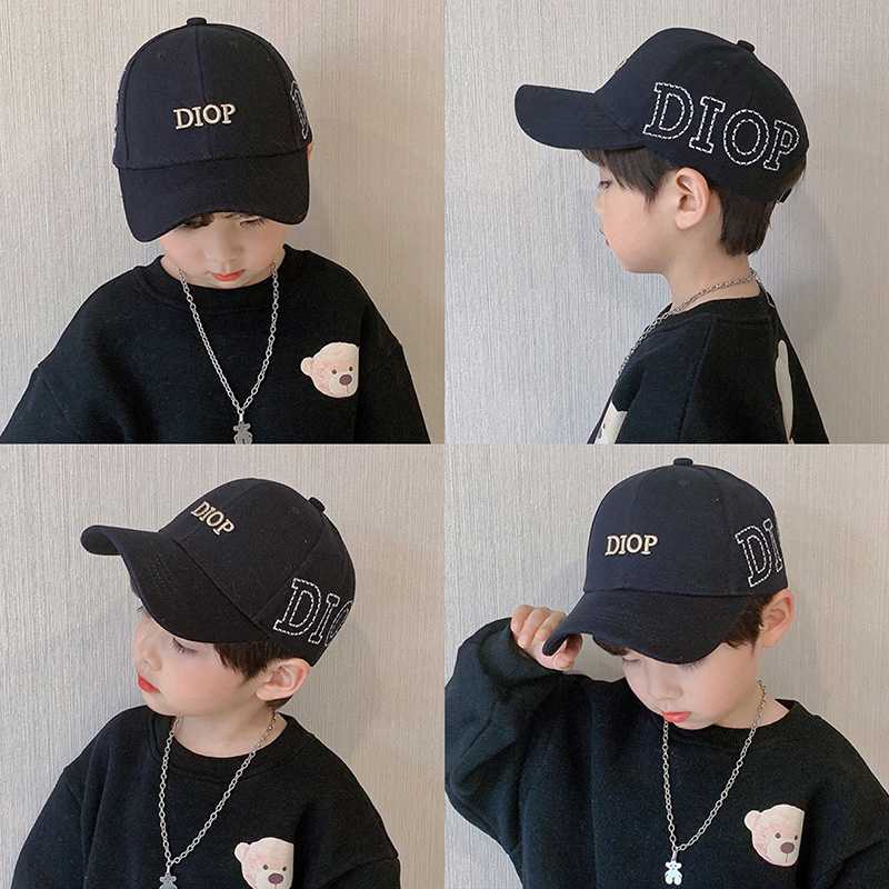 キッズ帽子 おしゃれ文字刺繍入り子供用キャップ