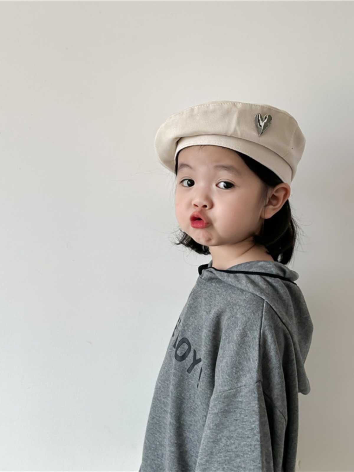 キッズ 帽子 ハートモチーフ ふわふわベレー帽｜可愛いアクセント＆柔らか素材