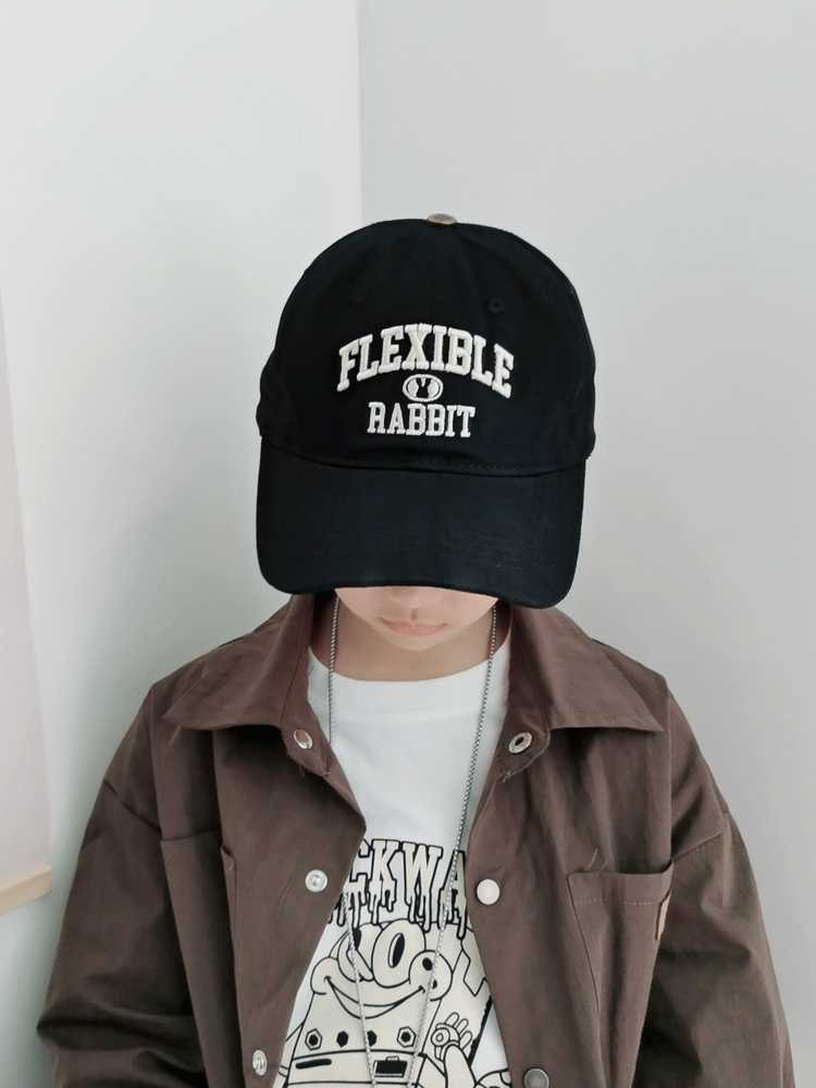 キッズ帽子 英語とうさぎ刺繍入り お出かけキャップ