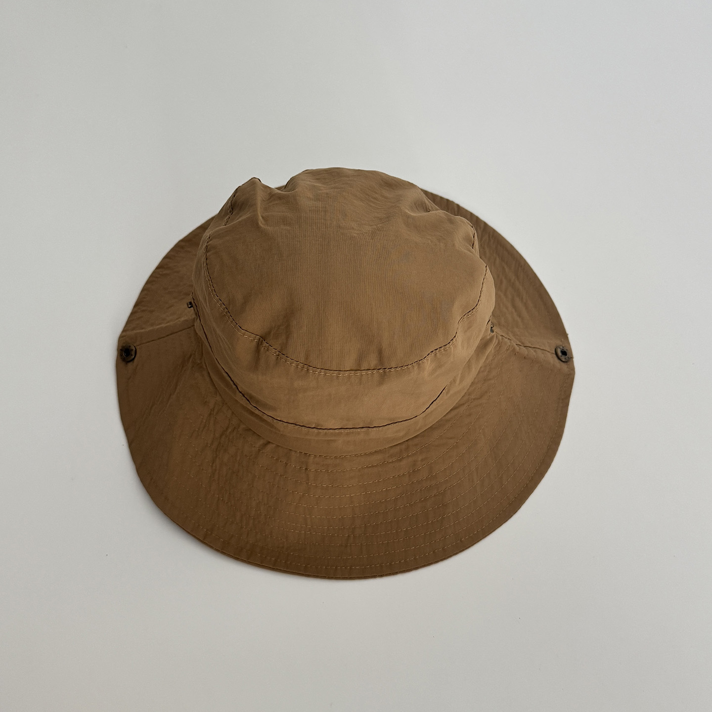https://fulmo-img-server.com/cheerhat/19137928-3aa5-4ad9-baf0-31493e5b35e0.jpg