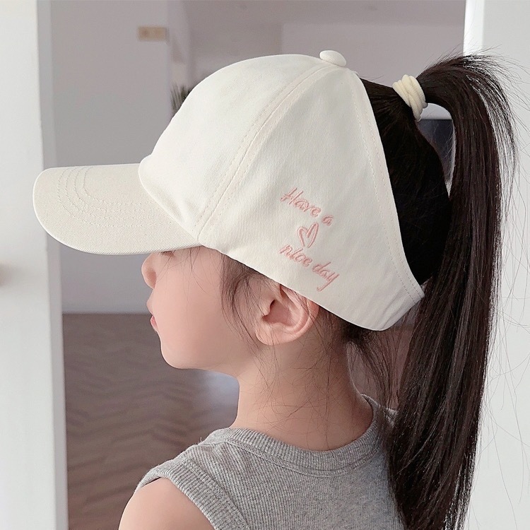 https://fulmo-img-server.com/cheerhat/1f1ad65c-a6e8-447c-b2d1-8e5a0d120f92.jpg