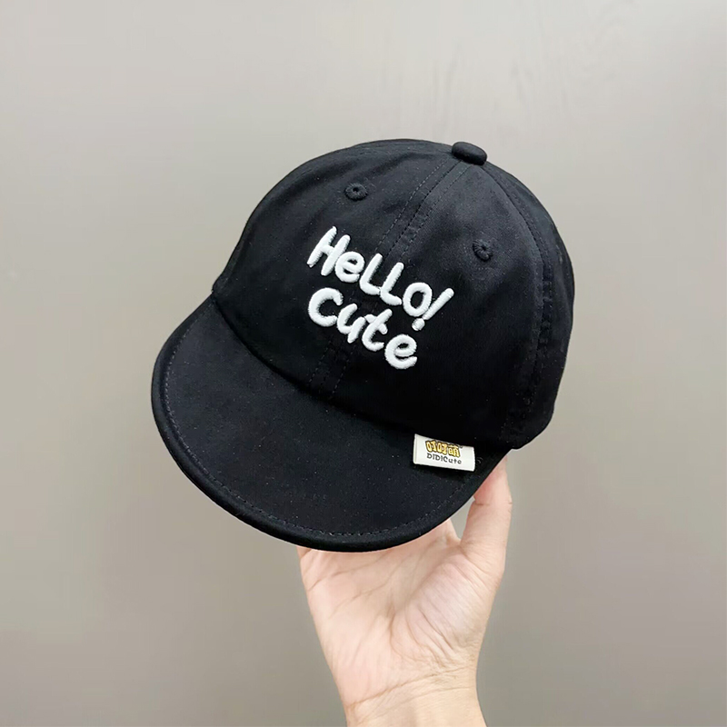 キッズ帽子 HELLO刺繍のやわらか帽子