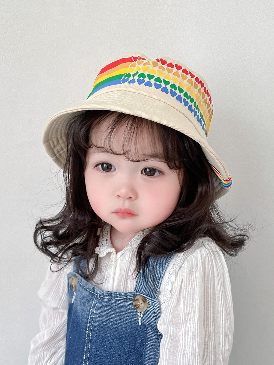 キッズ帽子 ハートいっぱい虹柄バケットハット