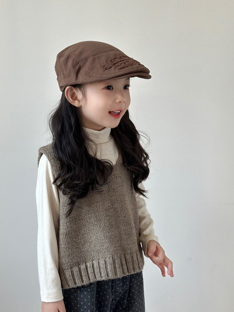 https://fulmo-img-server.com/cheerhat/2b9beb88-15b9-4f91-99f2-d1399d0514e1.jpg