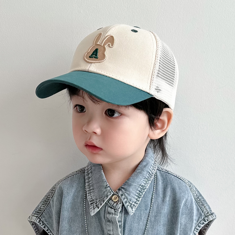 キッズ帽子 うさぎさん刺繍メッシュキャップ