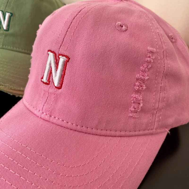 キッズ帽子 イニシャル「N」刺繍ダメージヴィンテージキャップ