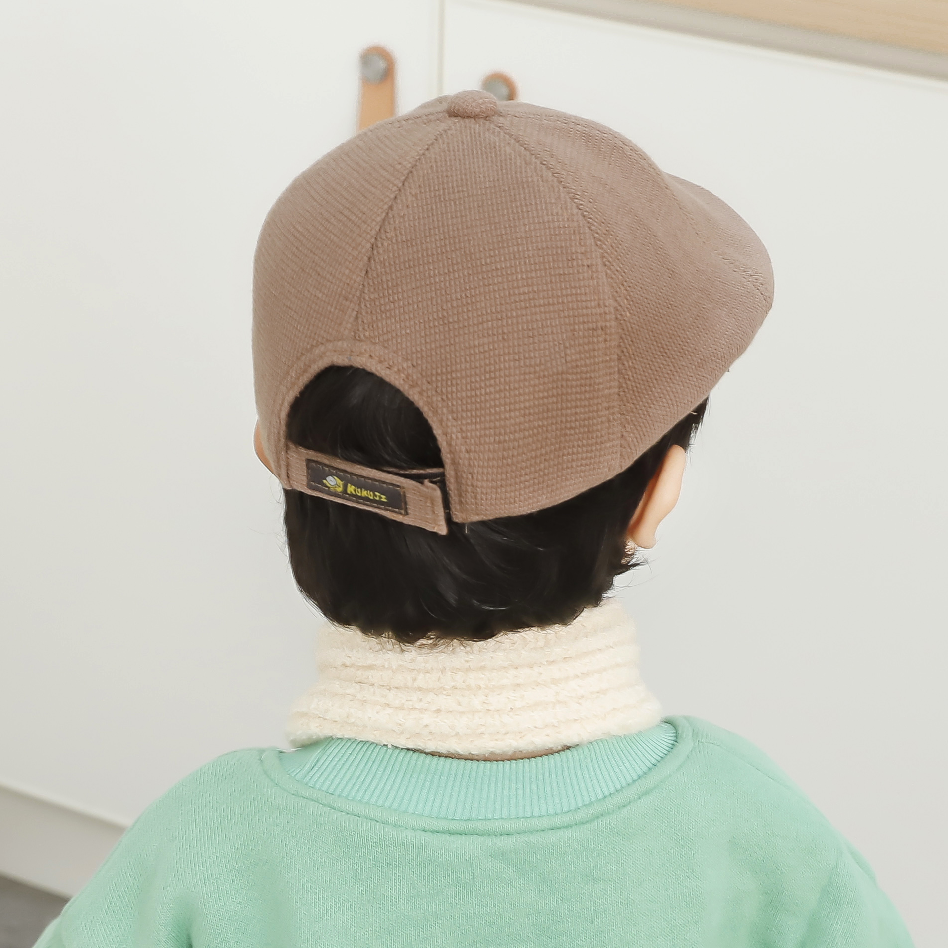 キッズ帽子 にこにこ刺繍入り あったかキッズキャスケット