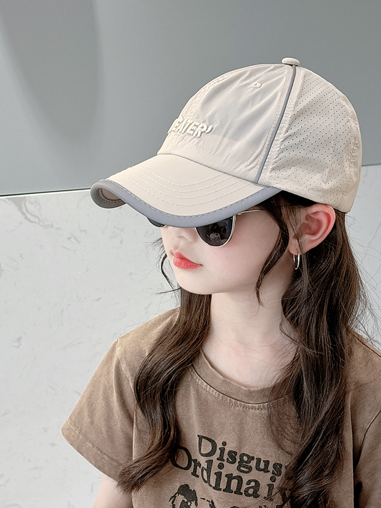キッズ帽子 メッシュサイド立体刺繍キッズキャップ
