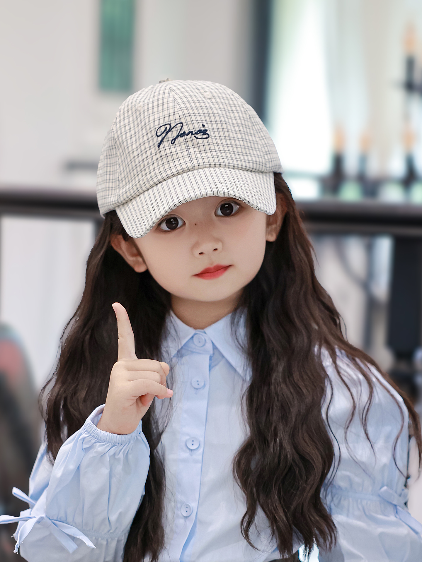 https://fulmo-img-server.com/cheerhat/42174166-a790-4933-97b4-464e2b126771.jpg