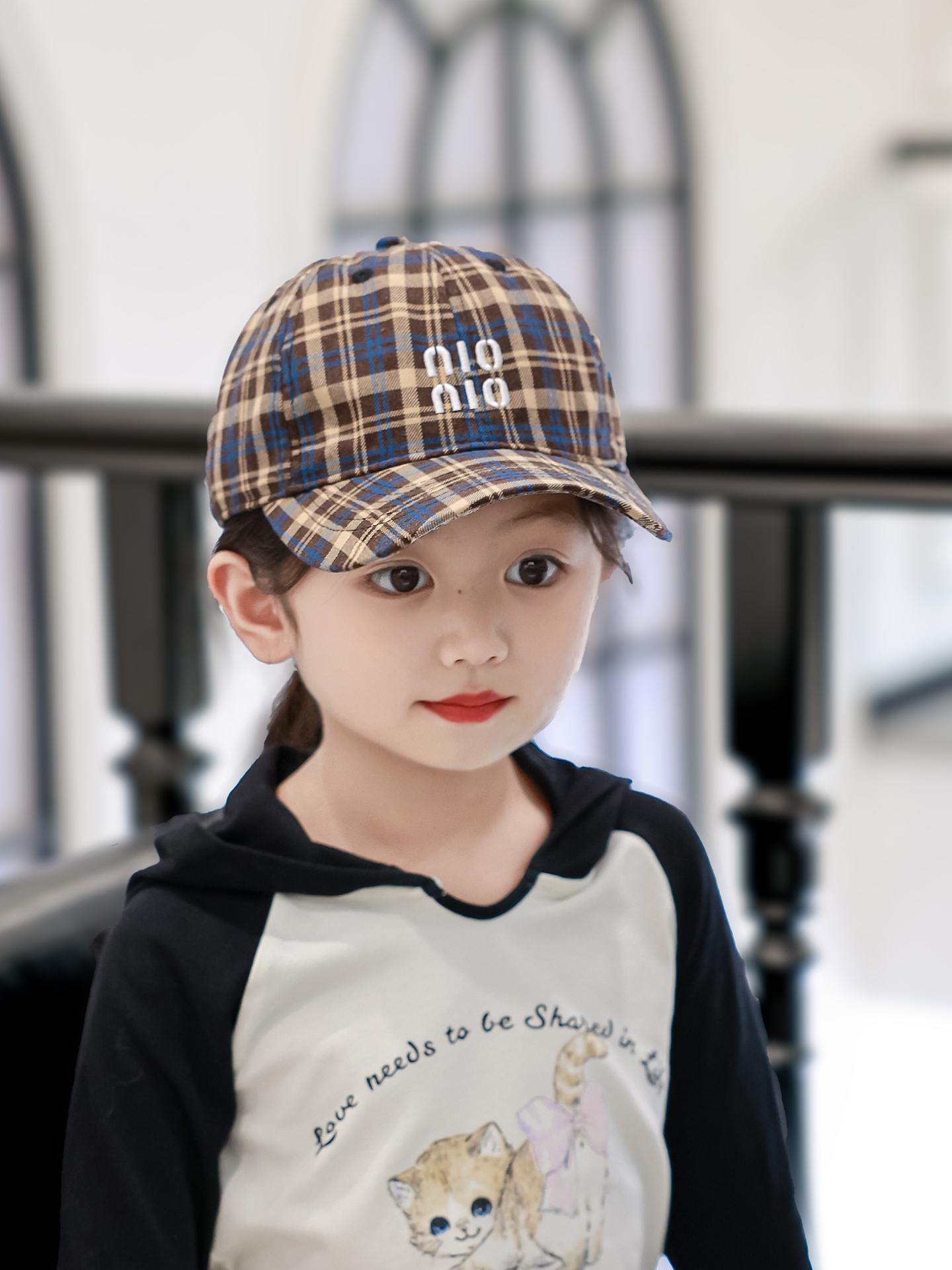 https://fulmo-img-server.com/cheerhat/5f31f53a-3659-44a7-a840-3039d087b9f3.jpg
