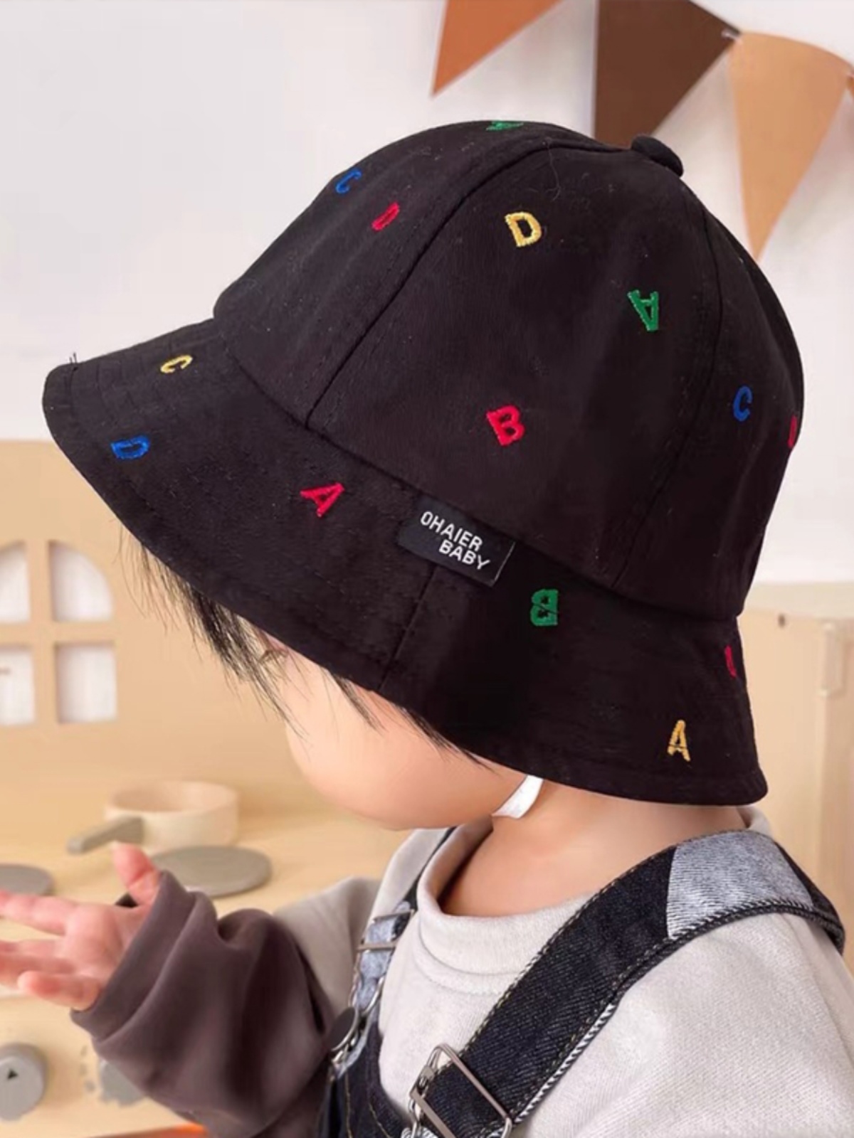 キッズ帽子 アルファベット刺繍バケットハット