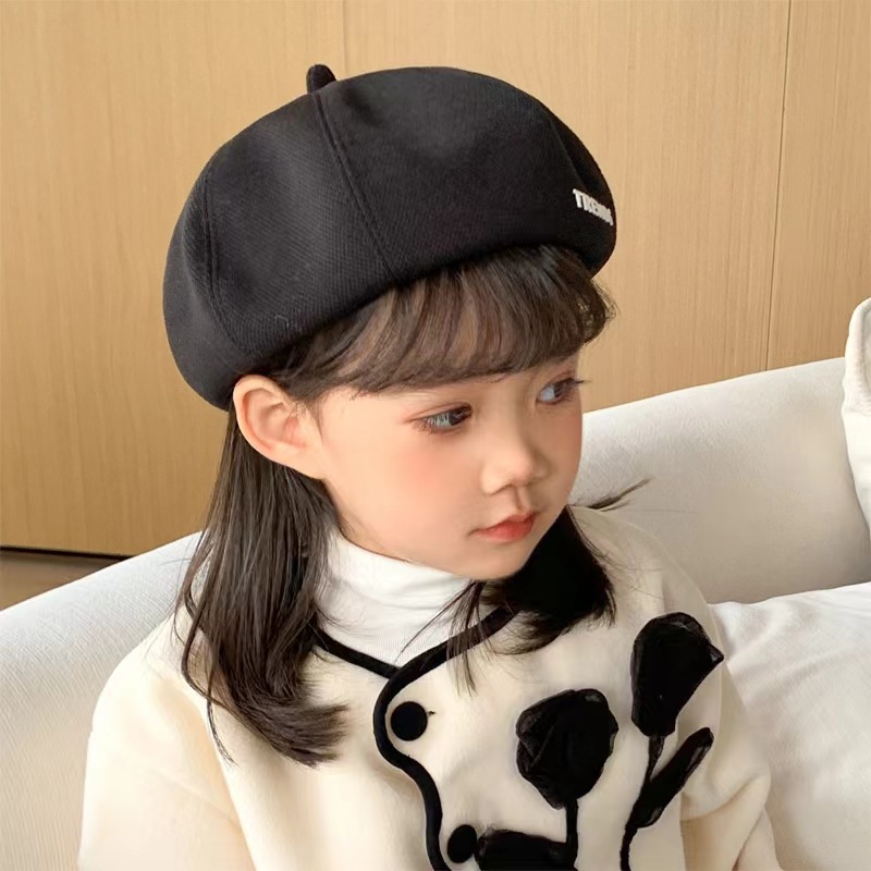 キッズ帽子 トレンド刺繍入り子供用ベレー帽