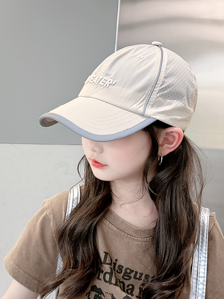 キッズ帽子 メッシュサイド立体刺繍キッズキャップ