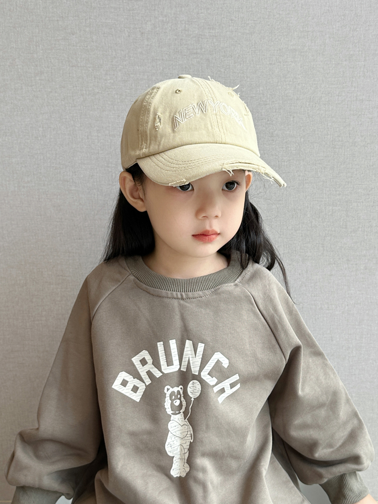 https://fulmo-img-server.com/cheerhat/82fa2bb9-bdb4-4bd1-9f42-7aaca53e7728.jpg