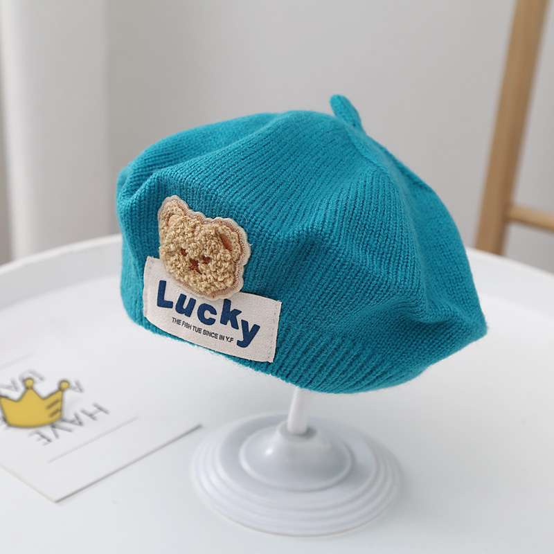 キッズ帽子  くまさん刺繍入りベレー帽