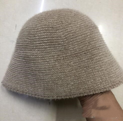 https://fulmo-img-server.com/cheerhat/9556d269-5465-4145-8eb7-af33f64f2c71.jpg