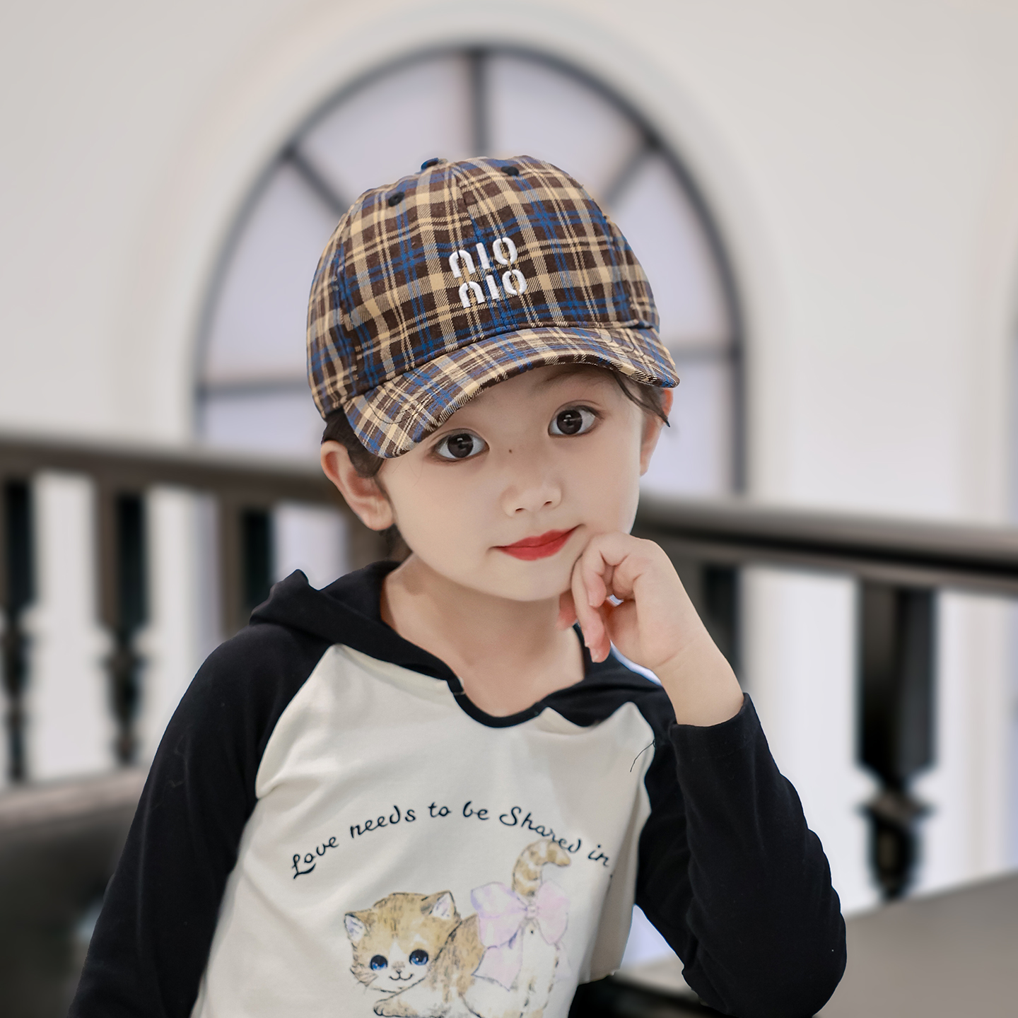 https://fulmo-img-server.com/cheerhat/96fe1f4d-6be7-441d-9934-fc689cf7364e.jpg