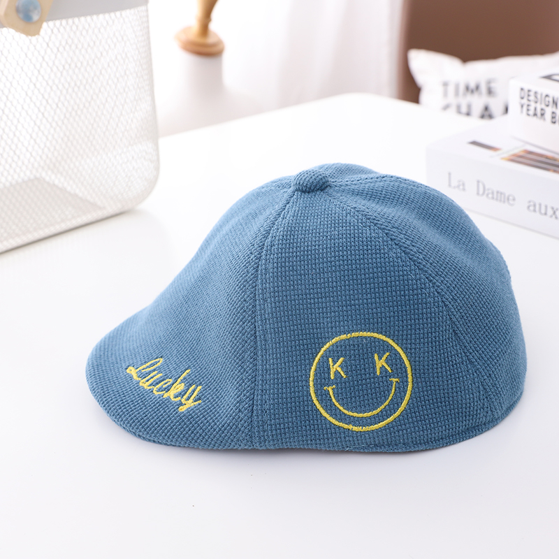 キッズ帽子 にこにこ刺繍入り あったかキッズキャスケット