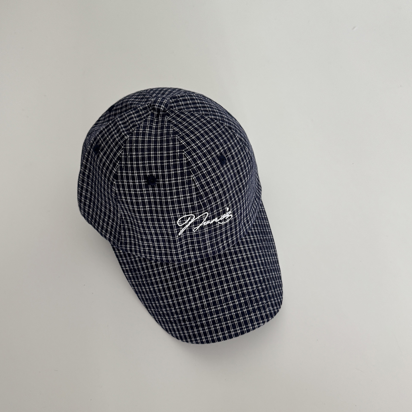 https://fulmo-img-server.com/cheerhat/a31874eb-a98c-4d5f-8eb5-edb1336af267.jpg