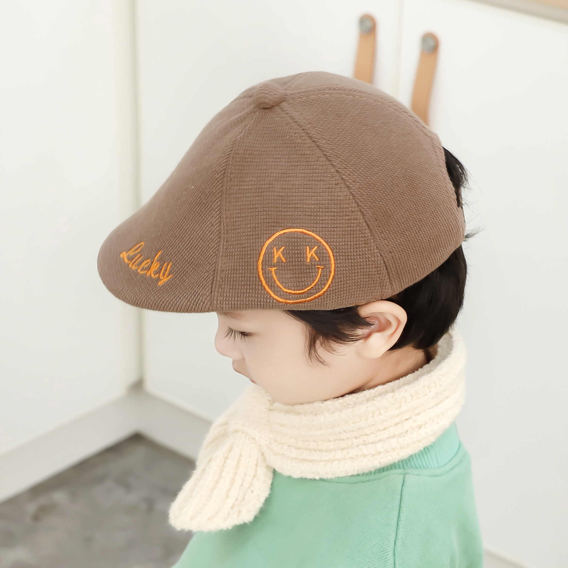 キッズ帽子 にこにこ刺繍入り あったかキッズキャスケット
