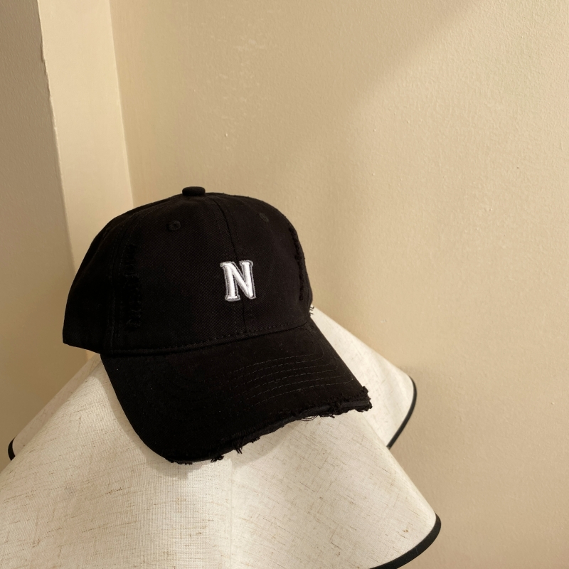 キッズ帽子 イニシャル「N」刺繍ダメージヴィンテージキャップ
