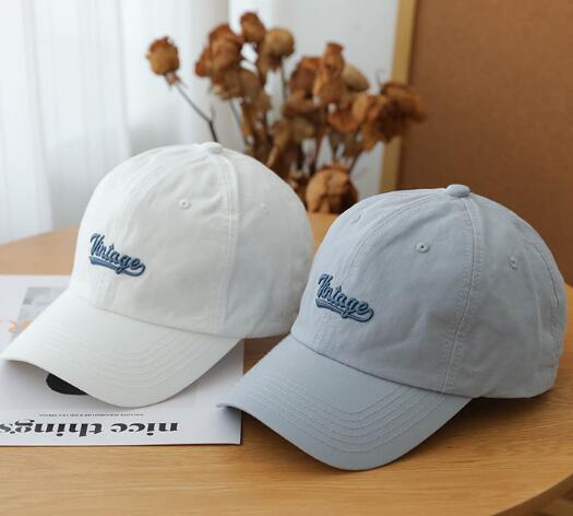 https://fulmo-img-server.com/cheerhat/ddfc5dcb-fbb3-4e7d-aad0-8017b4f25e2f.jpg