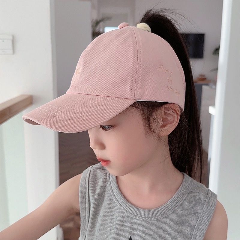 https://fulmo-img-server.com/cheerhat/efbef327-515c-4062-ae0e-3b23abca6e4a.jpg