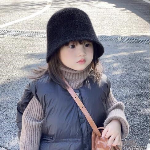 https://fulmo-img-server.com/cheerhat/f8b88eff-d0ca-455b-bc21-2ce0806ec211.jpg