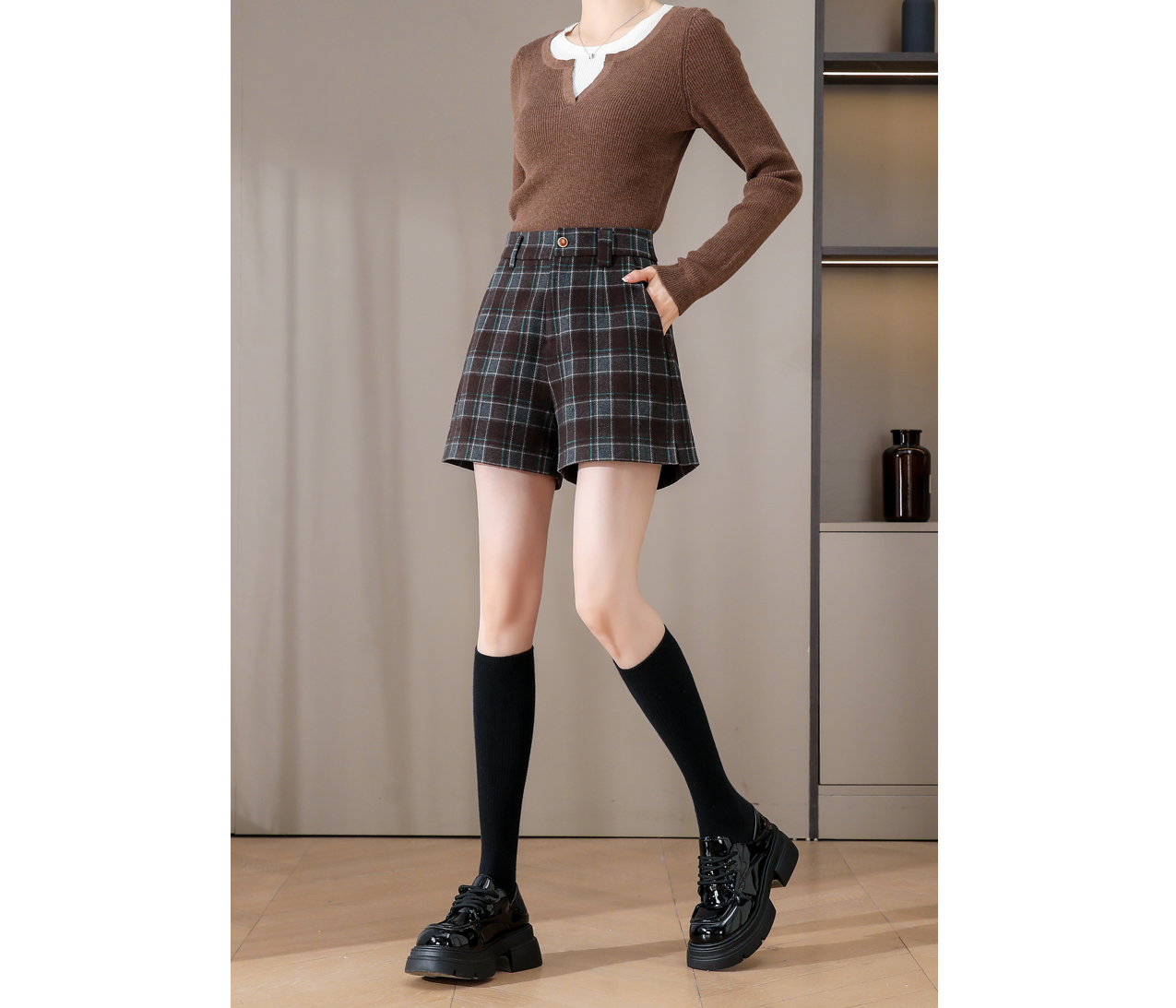 https://fulmo-img-server.com/chekkuru/1742526091427_5br26smc_rzrwm1e1.png