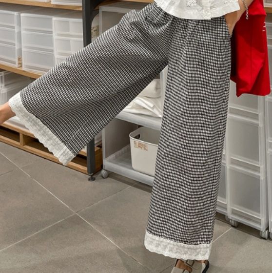 チェックパンツ レース縁取りワイドシルエットパンツ