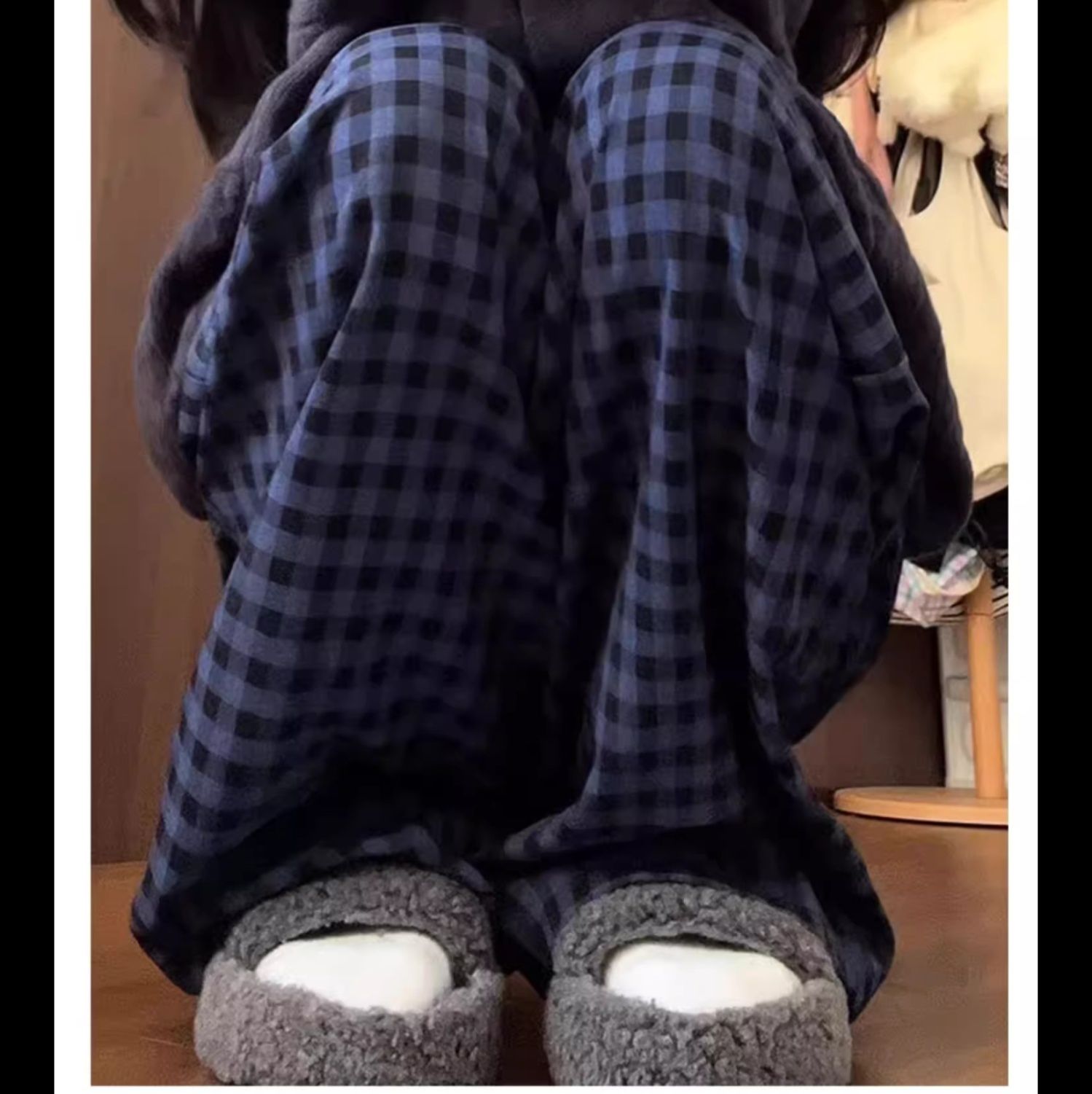 チェックパンツ 格子模様のゆったりパンツ
