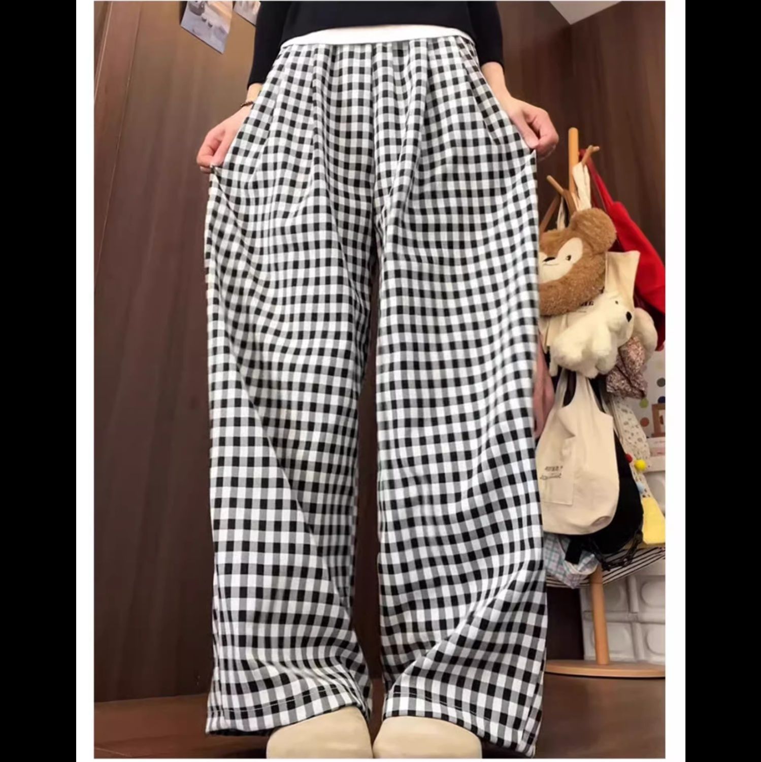 チェックパンツ 格子模様のゆったりパンツ