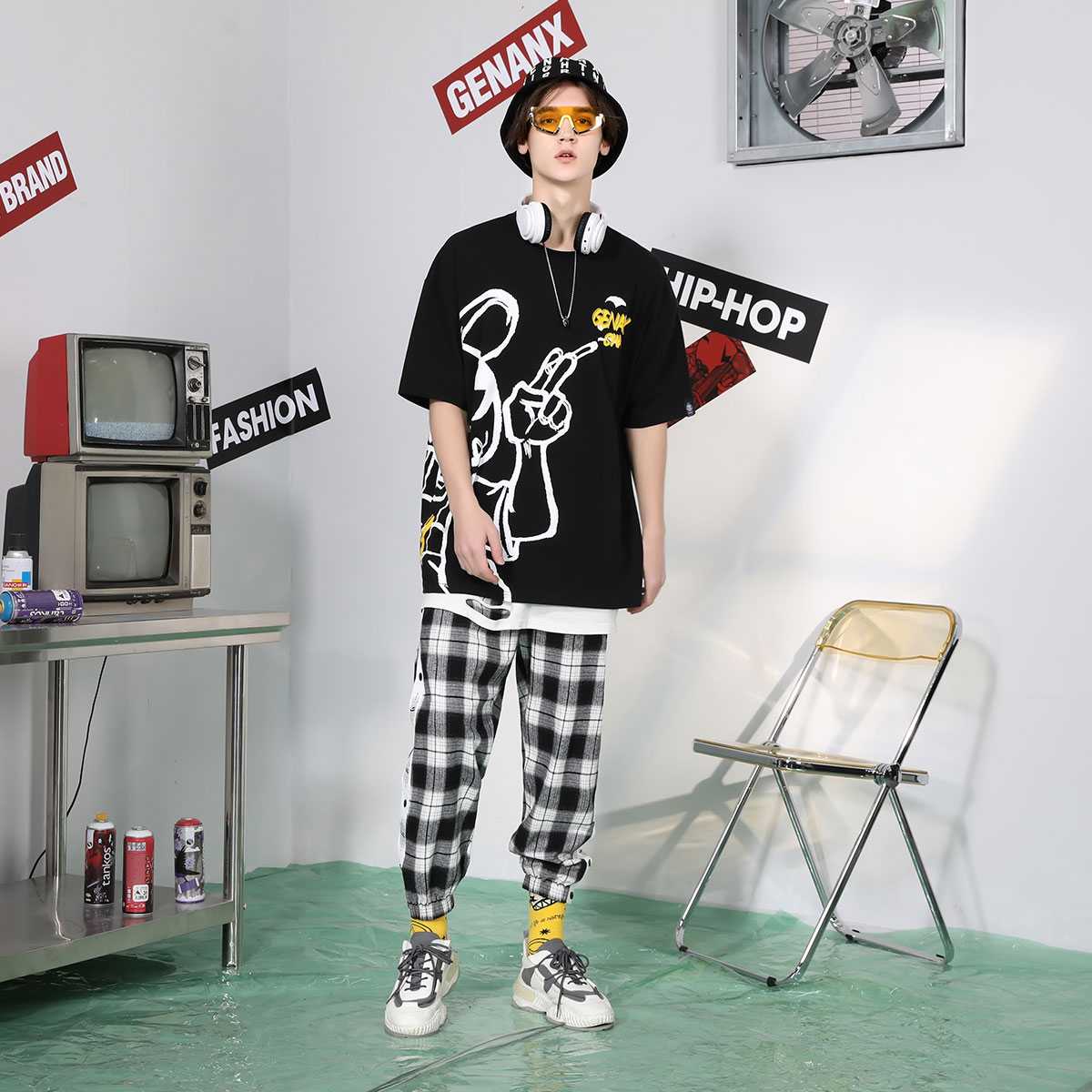 チェックパンツ　サイドライン入りリラックス