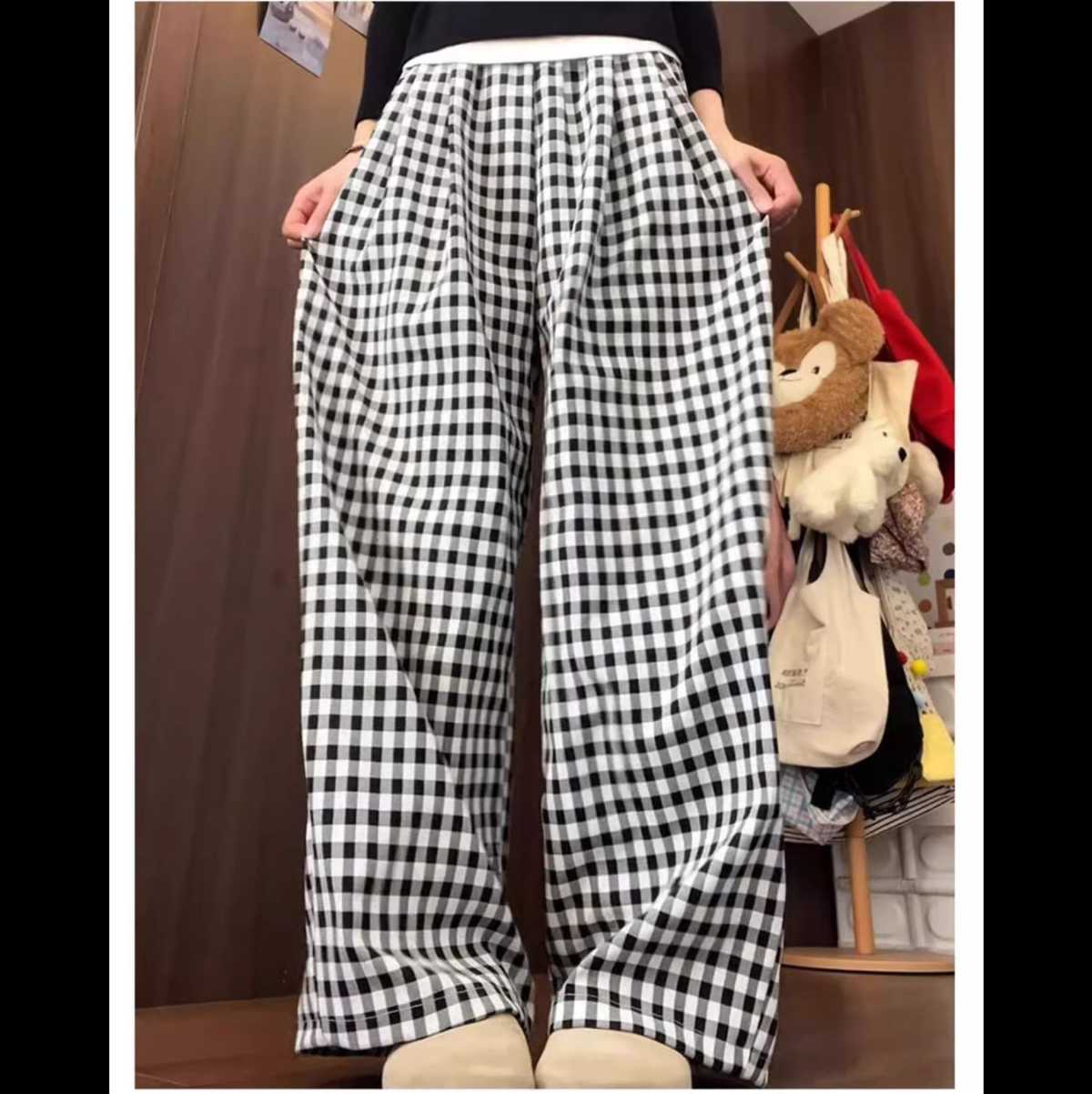 チェックパンツ 格子模様のゆったりパンツ
