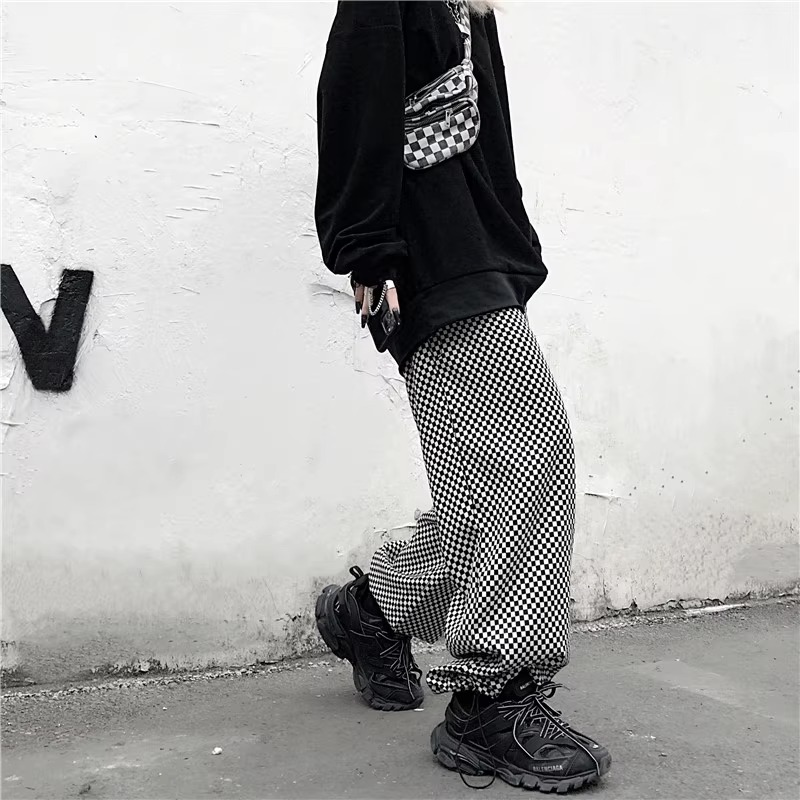 https://fulmo-img-server.com/chekkuru/270e3c26-c8c1-4caa-8897-e45e573f7fce.jpg