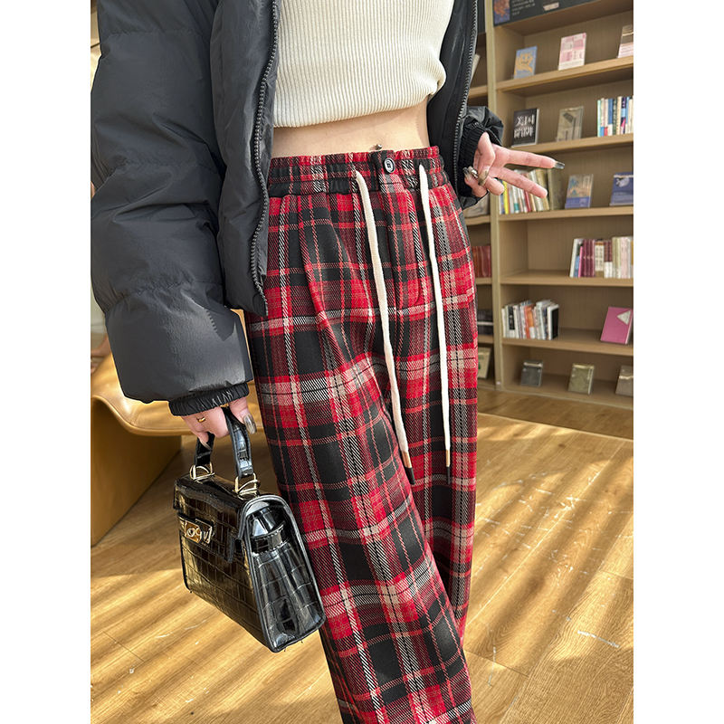 チェックパンツ　おしゃれ感溢れる リラックスパンツ