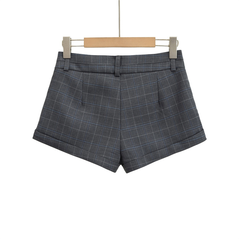 チェックパンツ 大人上品な格子柄ロールアップ　ショートパンツ