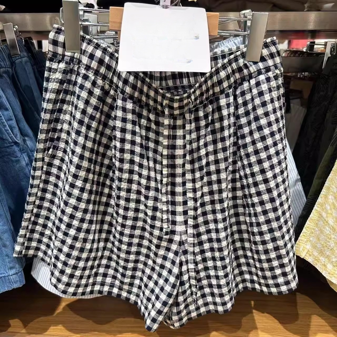 チェックパンツ ギンガムチェック柄ゴム紐　ショートパンツ