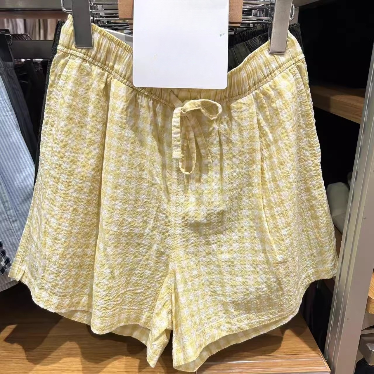 チェックパンツ ギンガムチェック柄ゴム紐　ショートパンツ