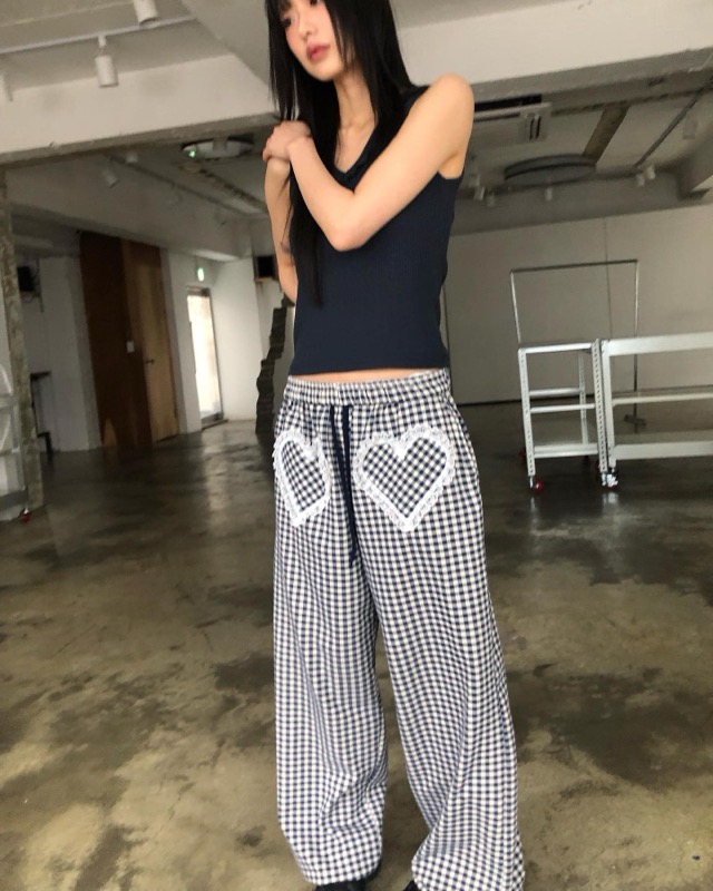ハイウエストギンガムチェックパンツハート刺繍レース