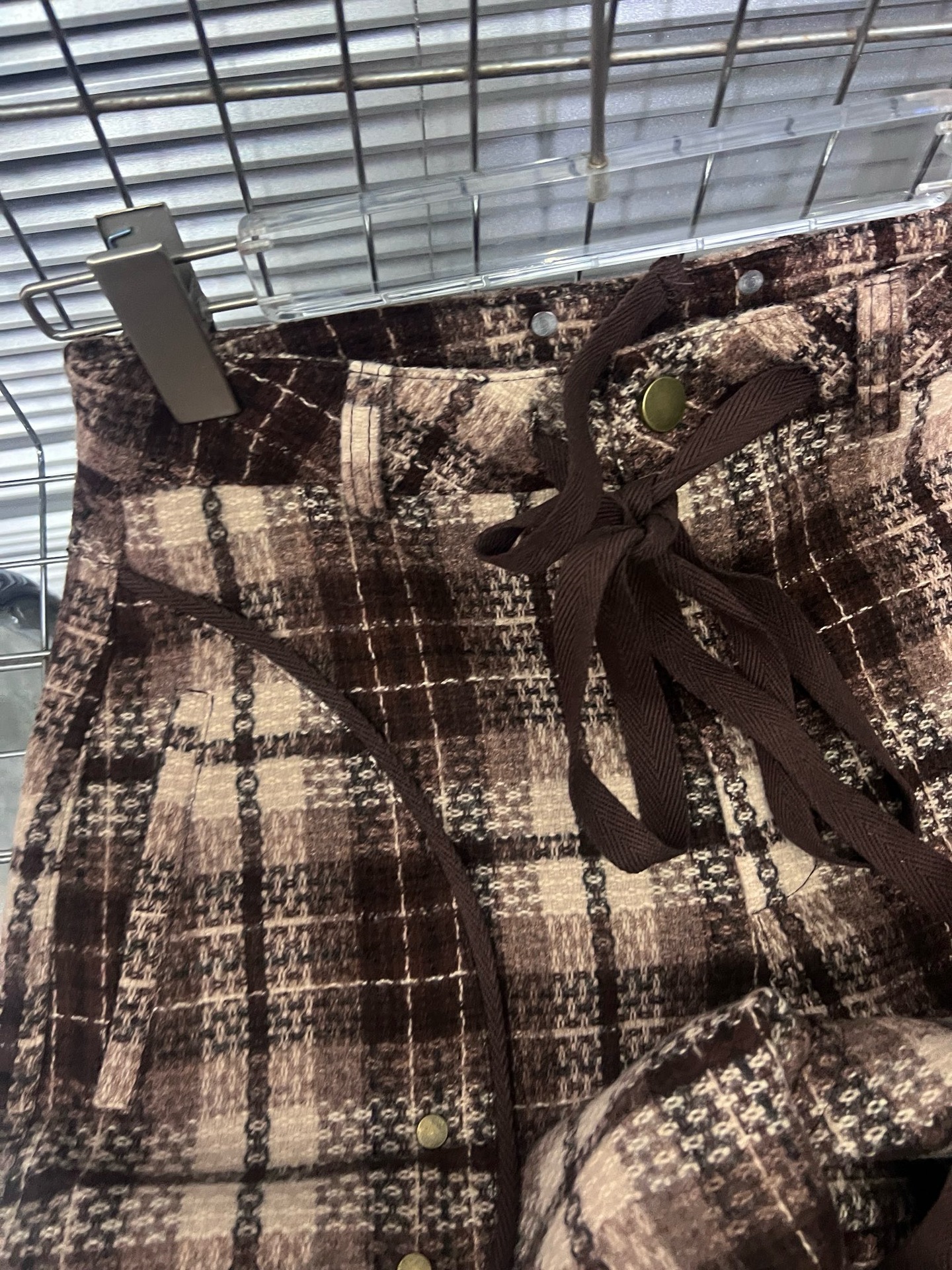 チェックパンツ ブラウン あたたか素材の千鳥格子柄ワイドパンツ