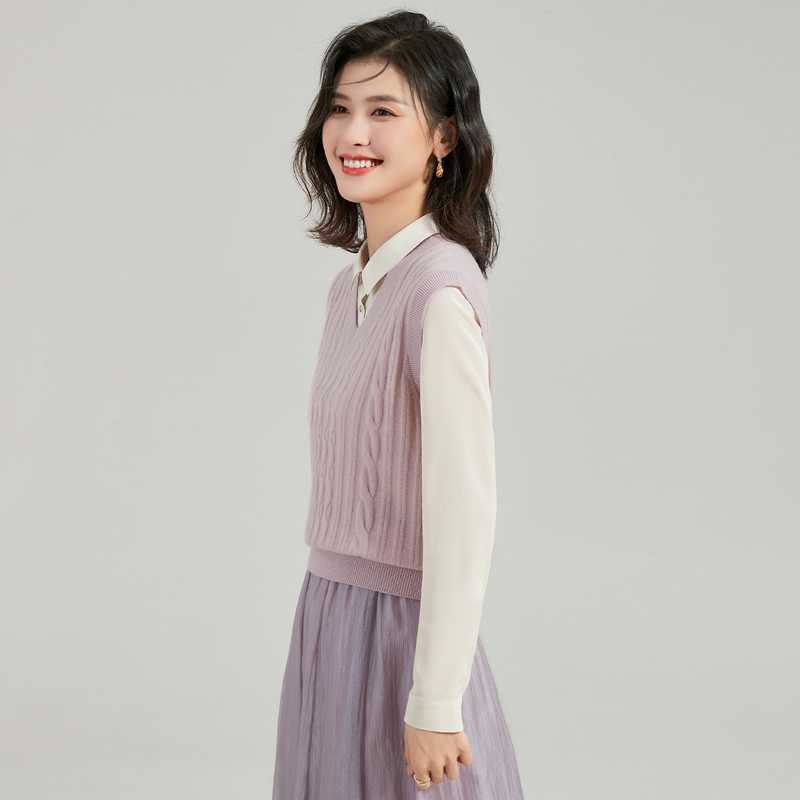 レディースベスト なめらかケーブル編みニットベスト