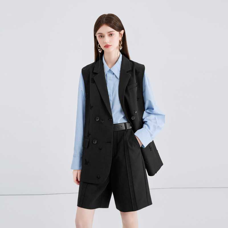 ジレとカットソーで作る!おしゃれに差をつけるコーディネート5選