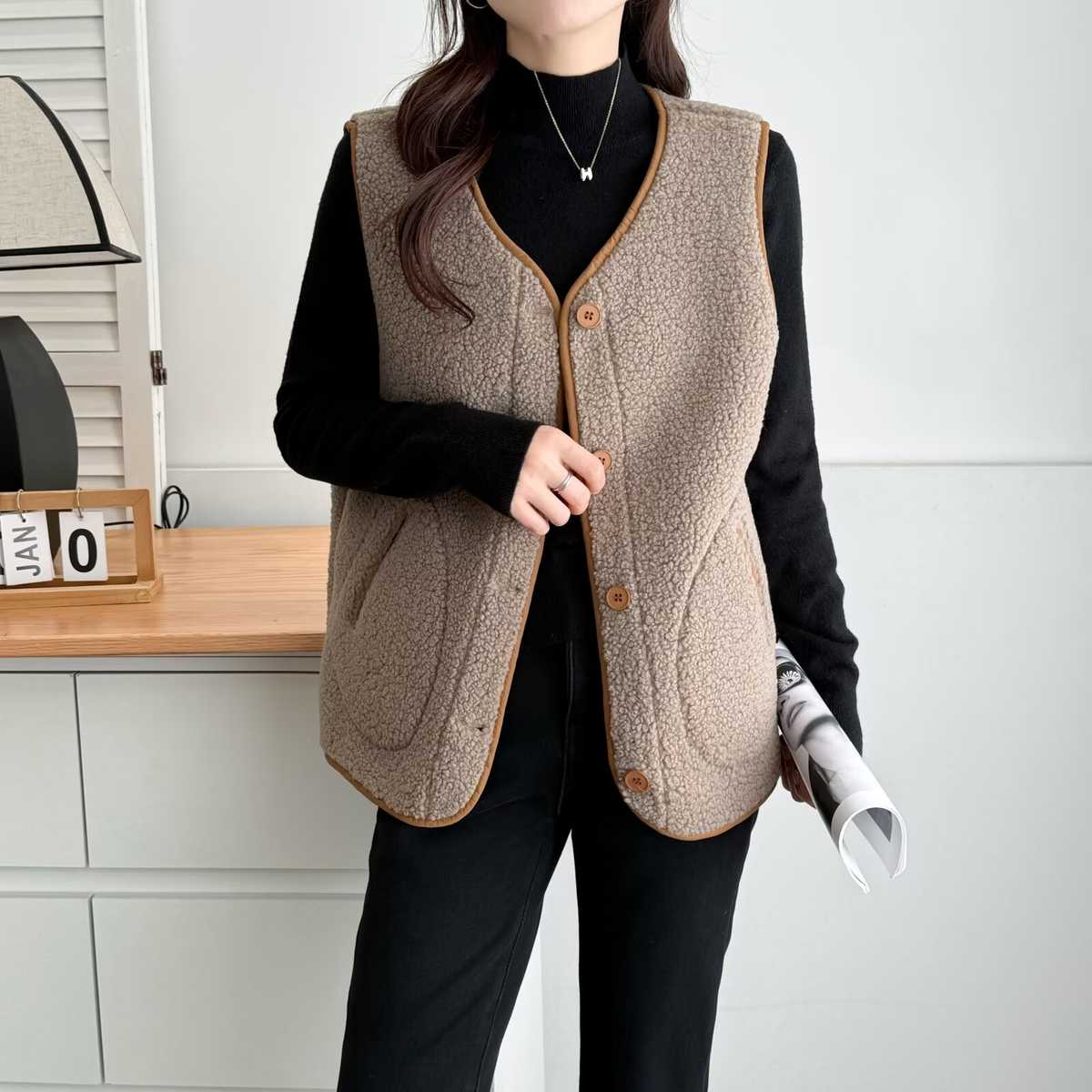レディースベスト もこもこフリースボタンベスト