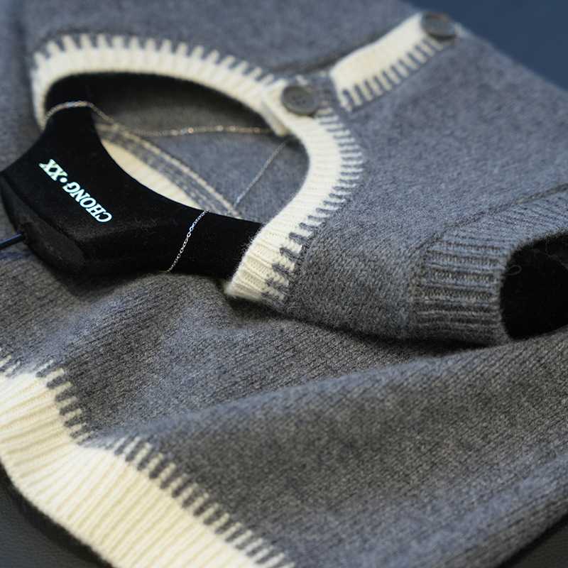 お洒落ボタンレディースベスト