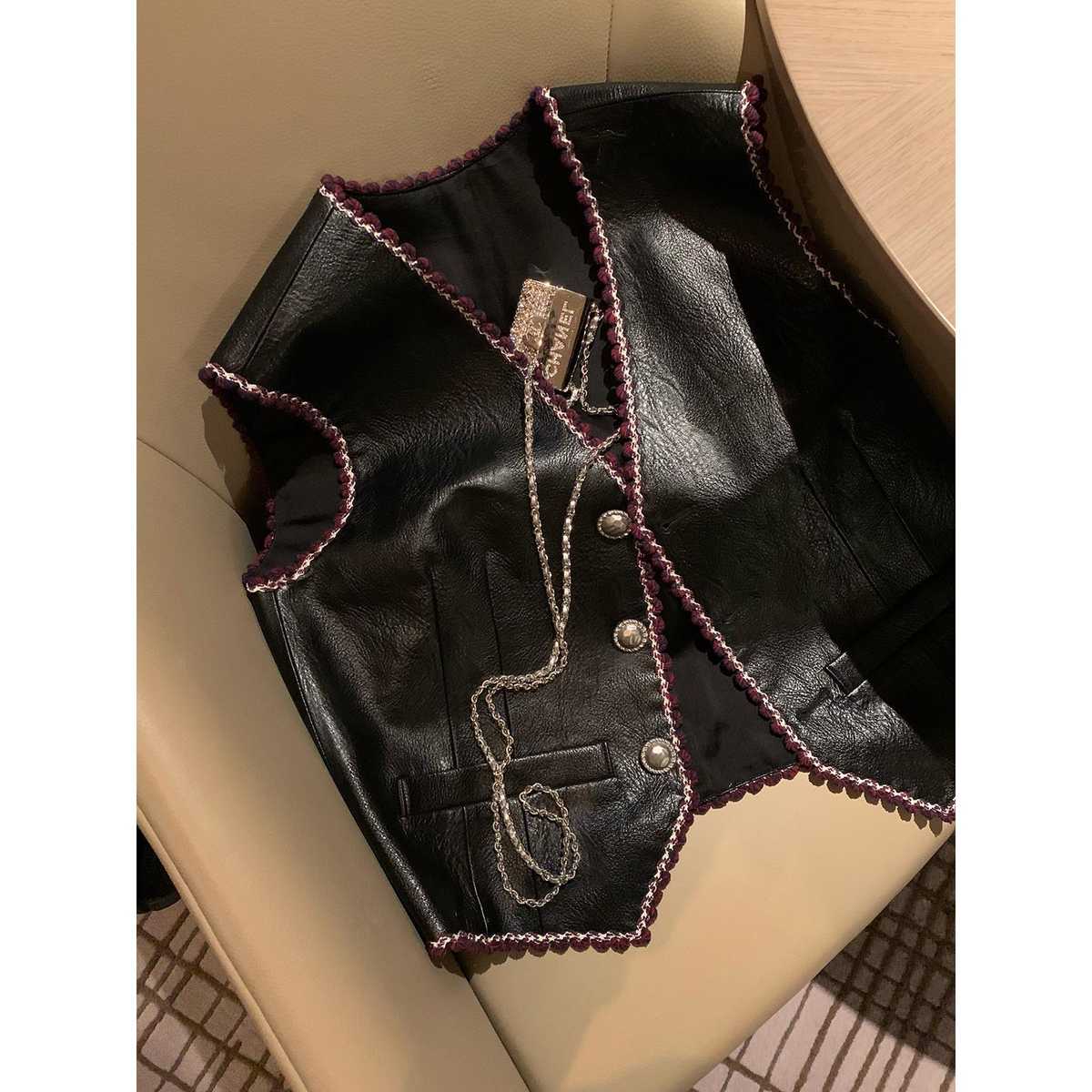 レディースベスト パール釦飾りスカラップレースベスト