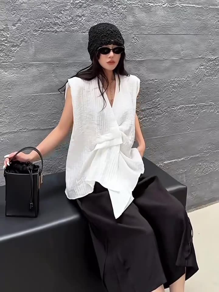 https://fulmo-img-server.com/chiclayer/21d1add7-f668-48b1-a7c2-fe9417f13961.jpg