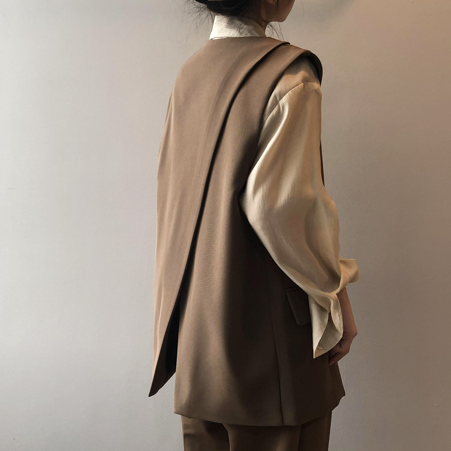 レディースベスト 春新作 上品ベスト レディース 袖なし ジレベスト