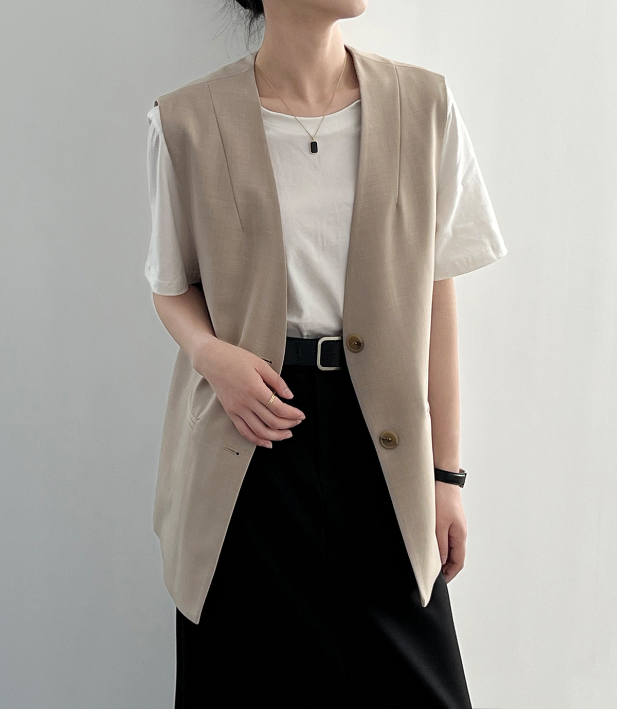 レディースベスト 春新作 上品ベージュ ロング丈ベスト レディース 袖なし